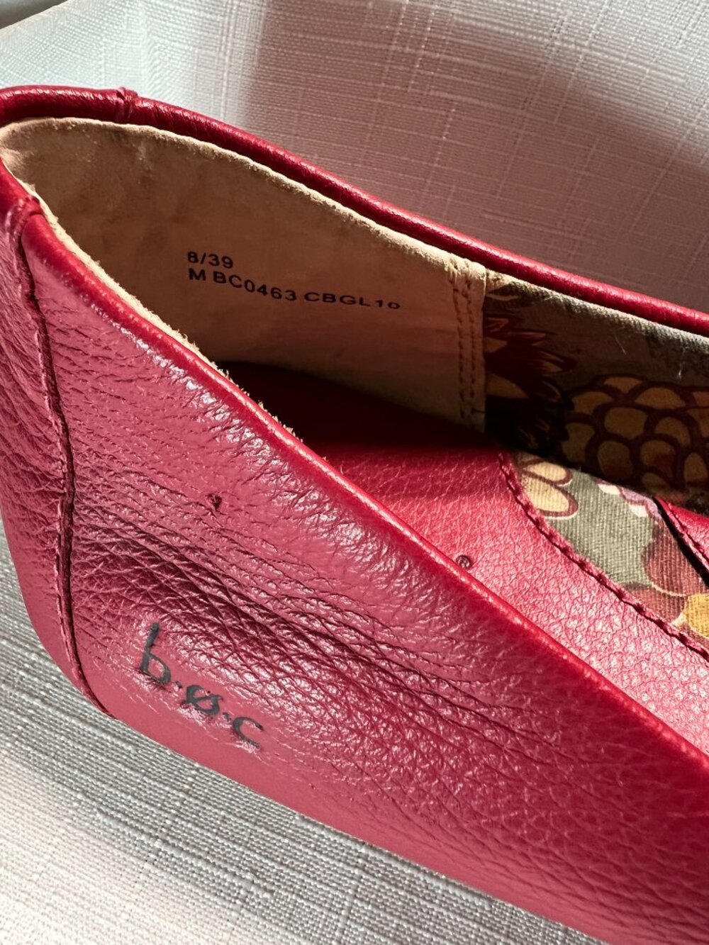 b.o.c. Born Concept Red Leather Floral Ballet Flats Slip On Comfort Shoes 8 - Picture 2 of 10